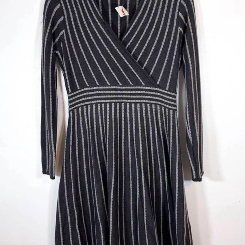 Calvin Klein Grey Knit V Neck Faux Wrap Fit & Flare Mini Dress Size M